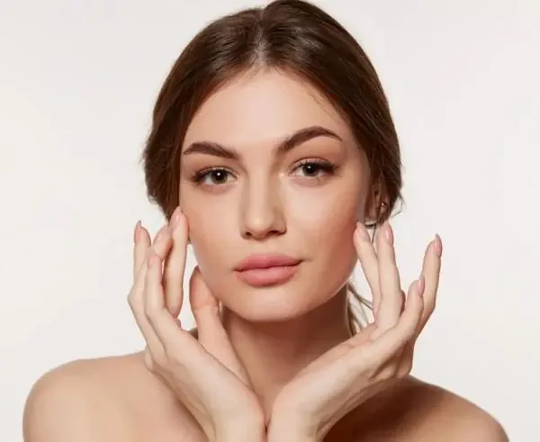 Dermal Fillers in Antwerpen - Pêche Skin Clinic